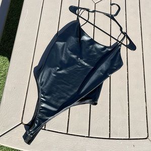 Fashion Nova pleather thong bodysuit size L in black